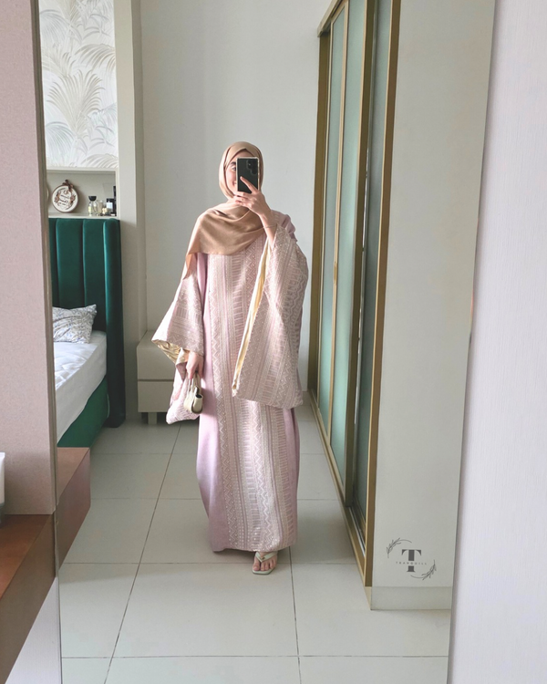 Hala Pink